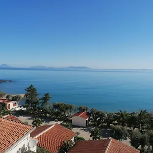 Testa Di Monaco - Natural Village Hotel Capo dʼOrlando